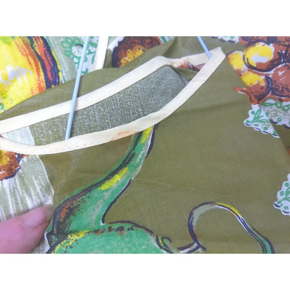 Vintage Retro 1970s Avocado Green Fruit Teapot Smock Apron Crossover Wrap